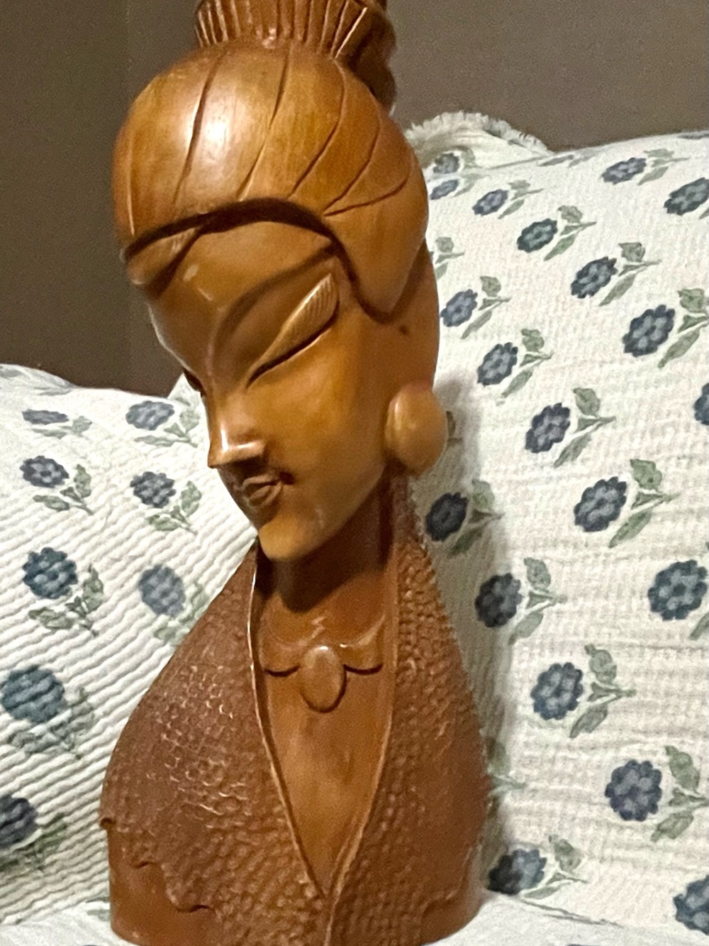 Japanese Balinese Indonesian Hand Carved Solid Wood Bust Lady Figure 9"